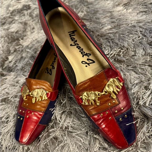 Margaret J Luxury Leather Loafers with Gold Elephant Accents. - Picture 5 of 14